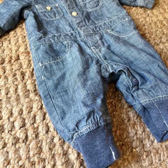 🤍baby gap jumper - Picture 2 of 6